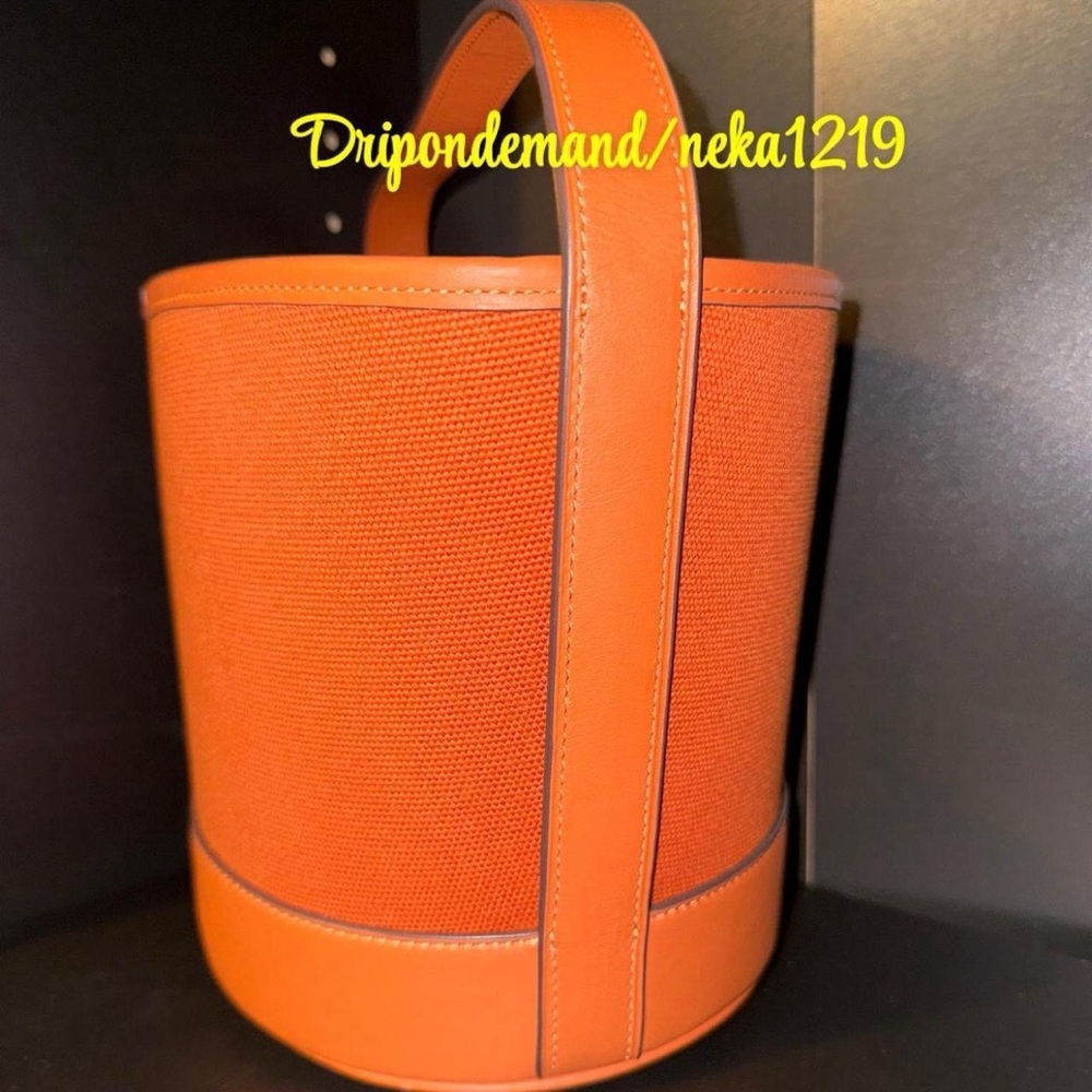 Coach Trick Or Treat Bucket Bag With Halloween Pumpkin In Regenerative Cotton - Picture 6 of 9